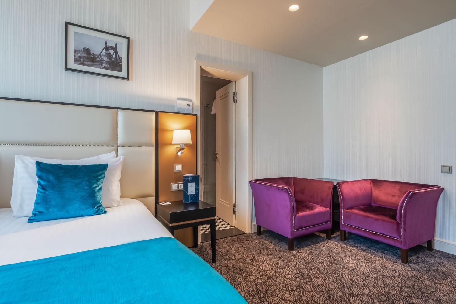 Quarto Superior com Cama de Casal ou 2 de Solteiro