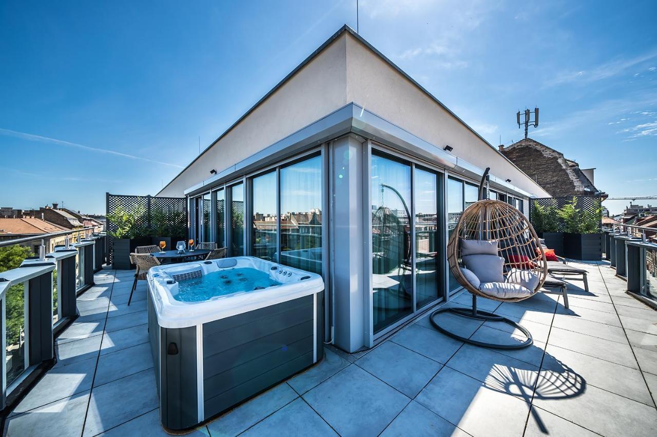 Eck-Suite mit Terrasse